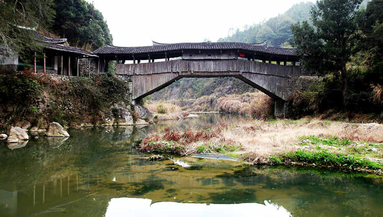王多兴-龙津桥.jpg